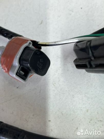 Проводка багажника задняя Toyota Land Cruiser 200