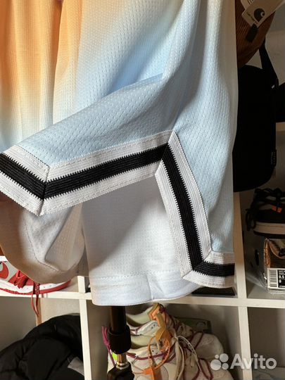 Шорты Nike разные