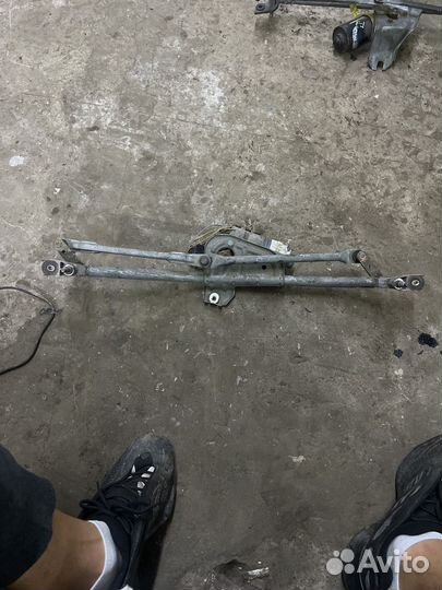 Трапеция дворников в сборе пассат б 5 + плюс