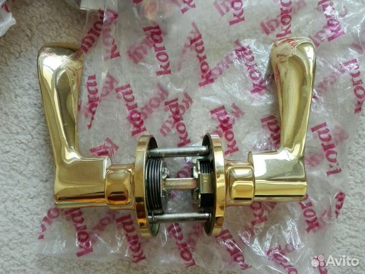 Дверные ручки межкомнатные новые