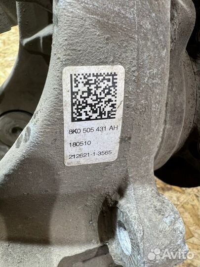 Кулак поворотный задний Audi A5 купе 2.0 2010