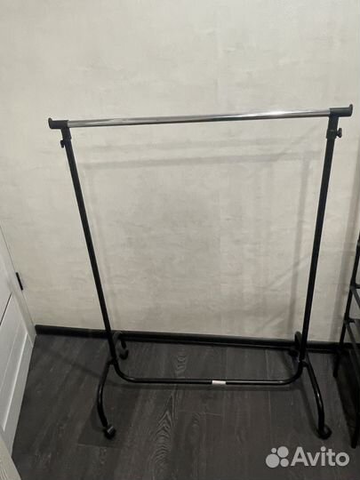 Вешалка напольная