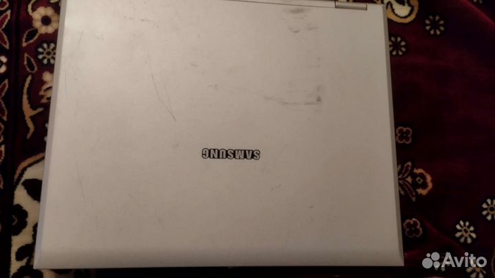 Ноутбук Samsung