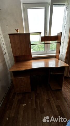 Компьютерный стол