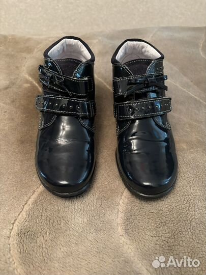 Ботинки Котофей новые кожаные р.31