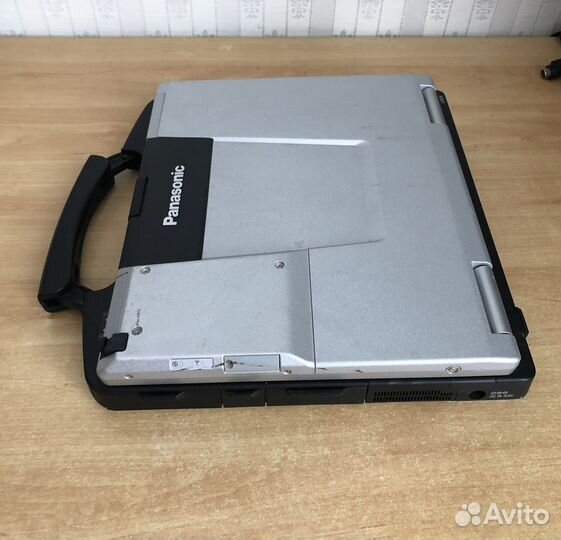 Полузащищенный ноутбук Panasonic Toughbook CF-74