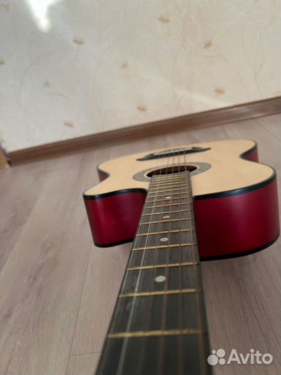 Акустическая гитара belucci