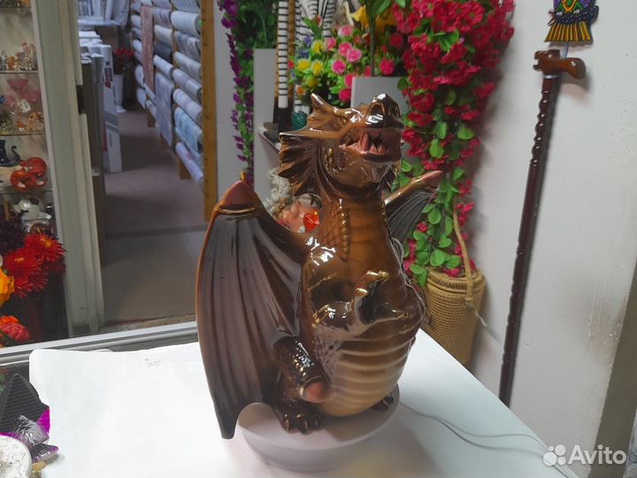 Дракон фигурка