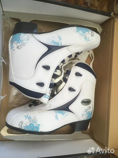 Коньки фигурные женские 39 размер