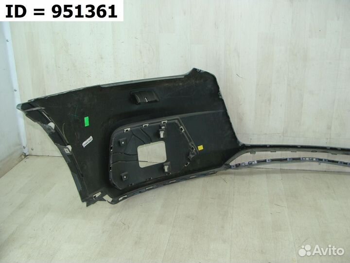 Бампер передний Audi Q3