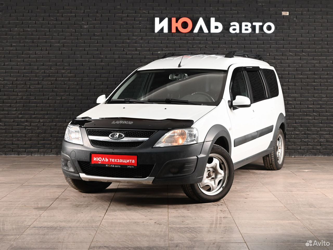 ВАЗ (LADA) Largus Cross 1.6 MT, 2017, 133 732 км