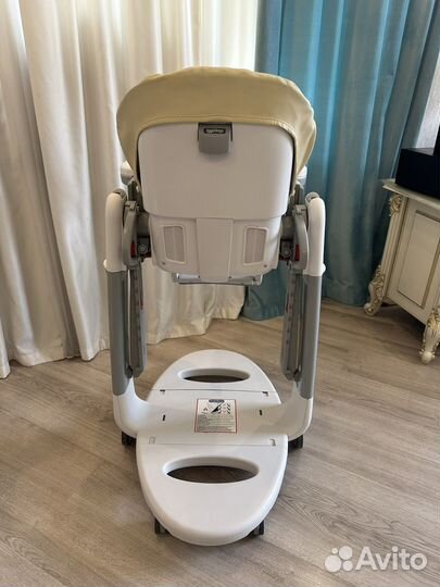 Стул для кормления Peg-Perego Tatamia Follow me