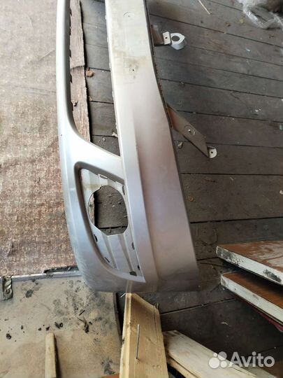 Бампер на renault logan