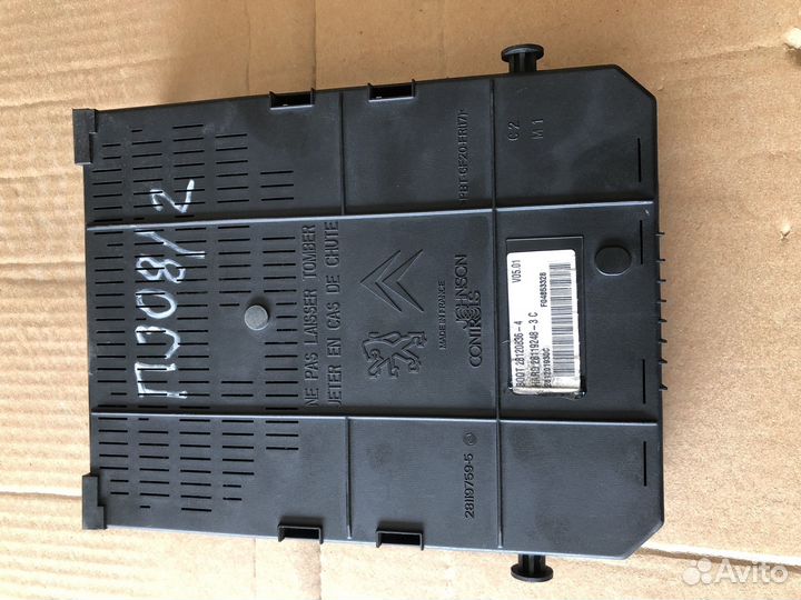 Блок камфорта Пежо 308