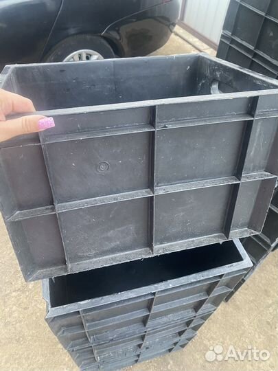 Ящик пластиковый