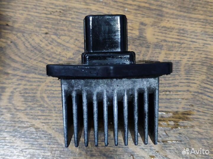 Резистор Mitsubishi Outlander XL Lancer X