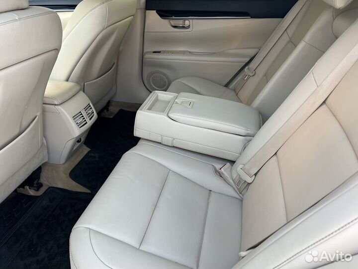 Личный водитель, помощник на своём авто Lexus ES