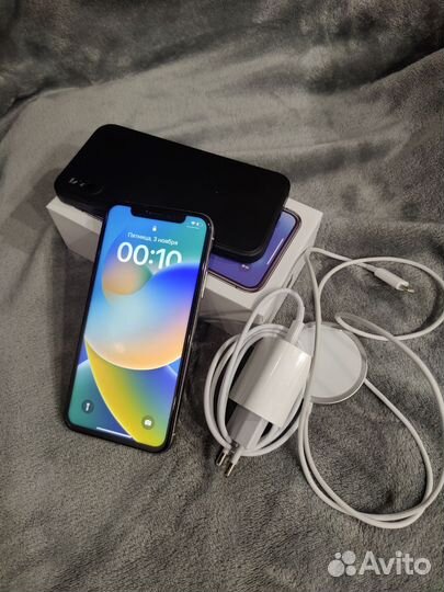 iPhone X, 64 ГБ