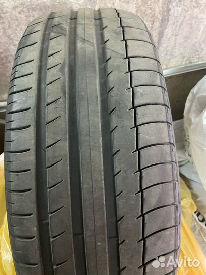 Michelin Latitude Sport 235/65 R17