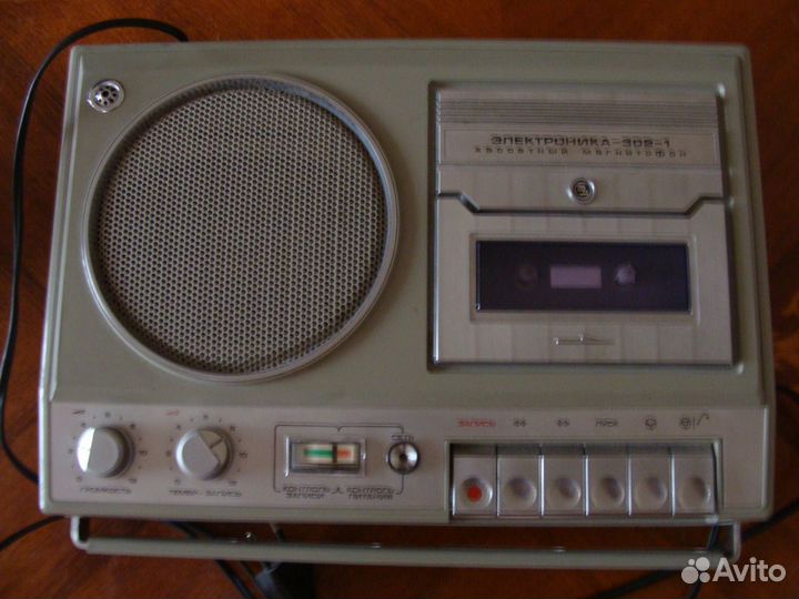 Кассетный магнитофон Электроника 302-1 1987г