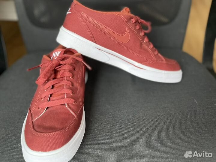 Кеды Nike женские оригинал EUR40 (39 RUS)