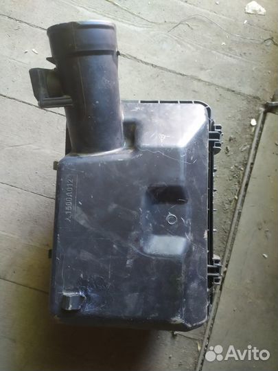 Peugeot 4007 корпус воздушного фильтра 2.4