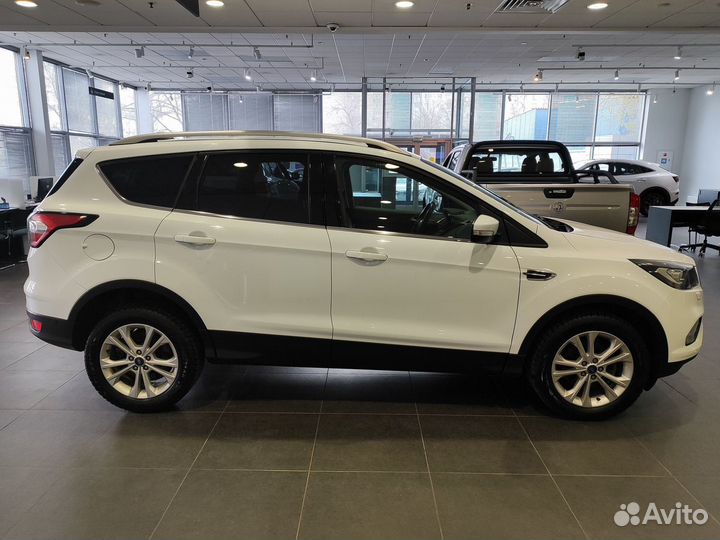 Ford Kuga 2.5 AT, 2018, 90 824 км