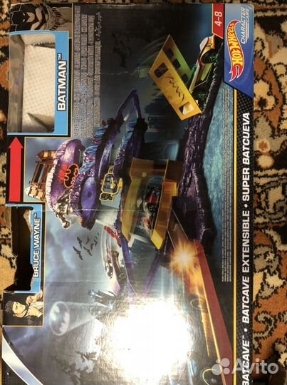 Трек хот вилс Замок Бэтмена