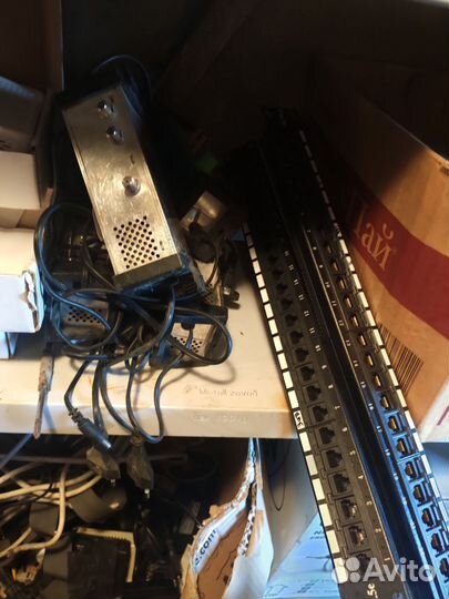 Куча серверного оборудования