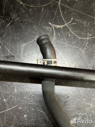 Патрубок охлаждения мерседес w164 ml550