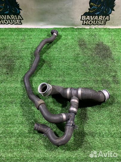 Патрубок системы охлаждения Mercedes-Benz E-Class