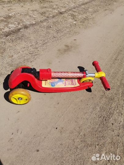 Самокат детский трехколесный со светящимися