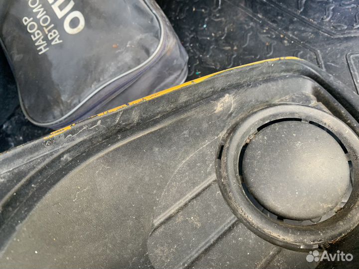 Заглушки в бампер Логан2