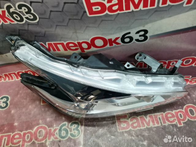 Фара правая Nissan Murano