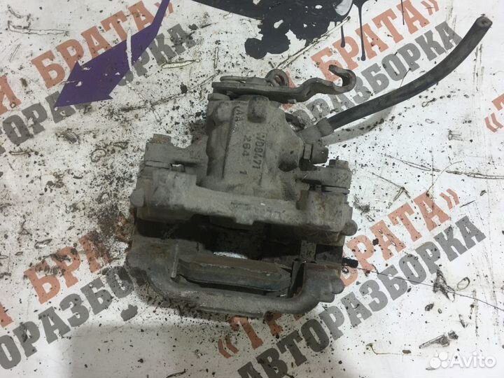 Шкода Октавия Суппорт задний правый Прав