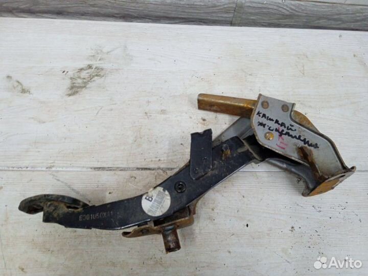 Педаль сцепления Nissan Qashqai J10 MR20DE 2008