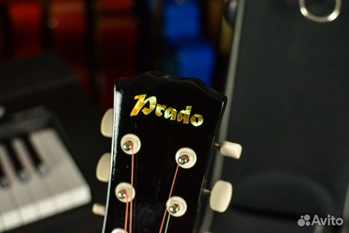 Акустическая гитара Prado + Аксессуар