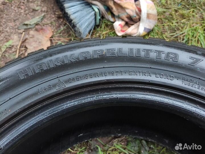 Nokian Tyres Hakkapeliitta 7 215/55 R16 97T