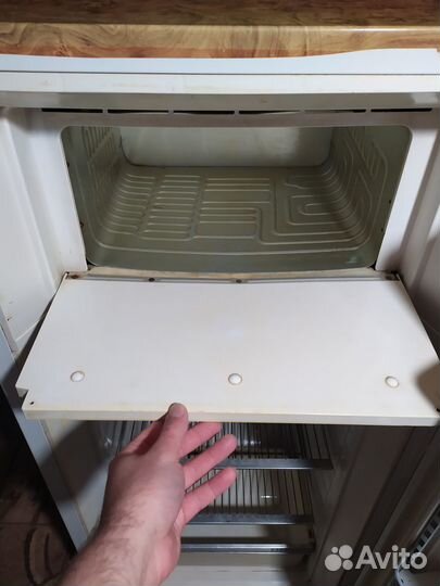 Холодильник б/у ЗИЛ. Привезу бесплатно