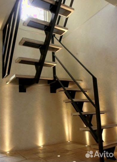 Металлическая лестница дизайн 5430