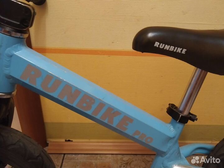 Беговел runbike pro надувные колёса