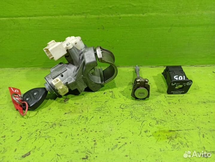 Замок зажигания Toyota Corolla E150 1ZR 2008