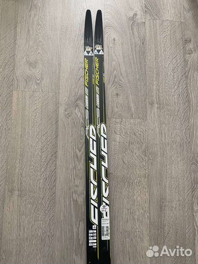 Лыжи беговые fisher