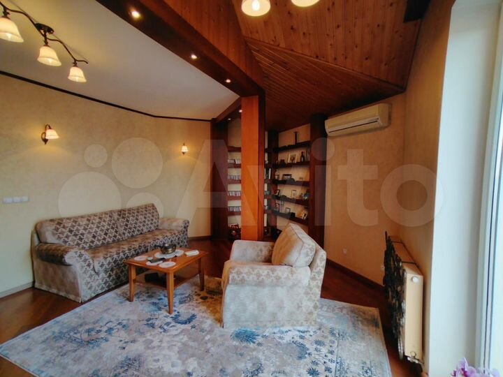 2-к. квартира, 75,4 м², 9/9 эт.