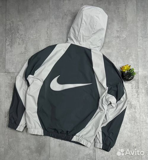 Куртки Nike