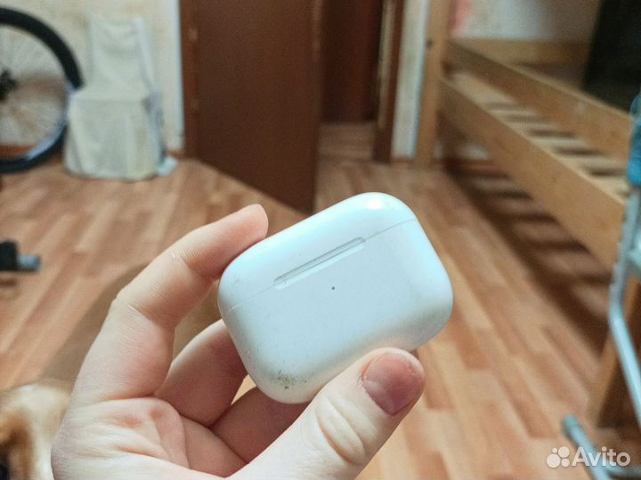 Беспроводные наушники apple airpods