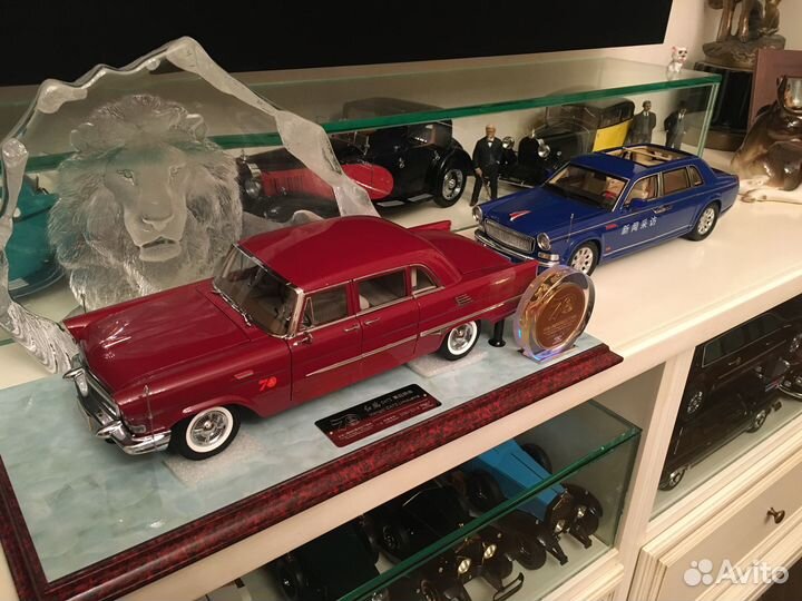 Модель автомобиля 1/18 Красный Дракон