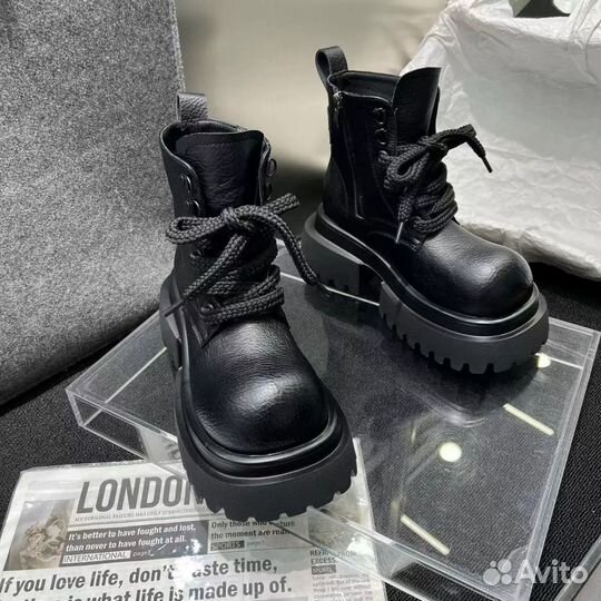 Ботинки Balenciaga Boots Type на высокой платформе