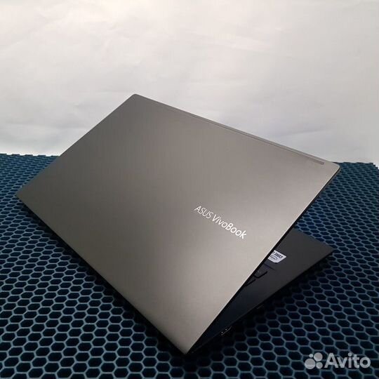 Ноутбук Asus VivoBook 14 F412 (Рассрочка /Т6)