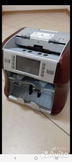 Счетчик банкнот Kisan Newton FS/VS